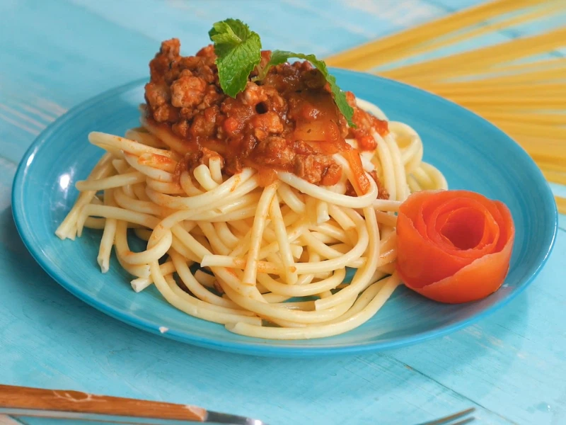 Mách bạn 3 cách làm mì spaghetti sốt bò bằm thơm ngon, vừa miệng để bạn chiêu đãi cả nhà