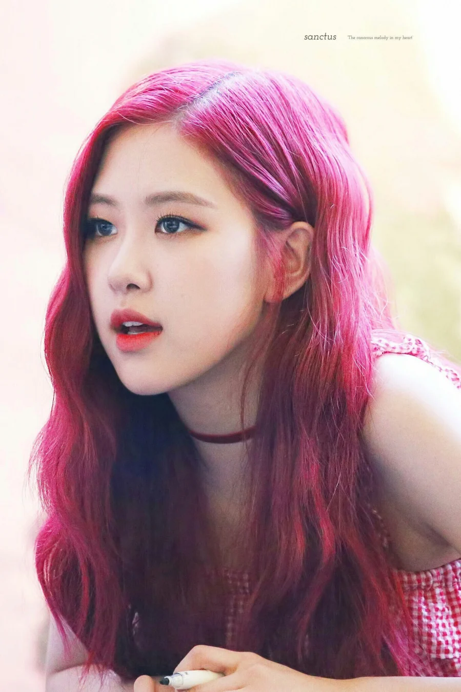 Ngắm nghía 5 lần thay đổi màu tóc huyền thoại của cô nàng Rosé (BlackPink)