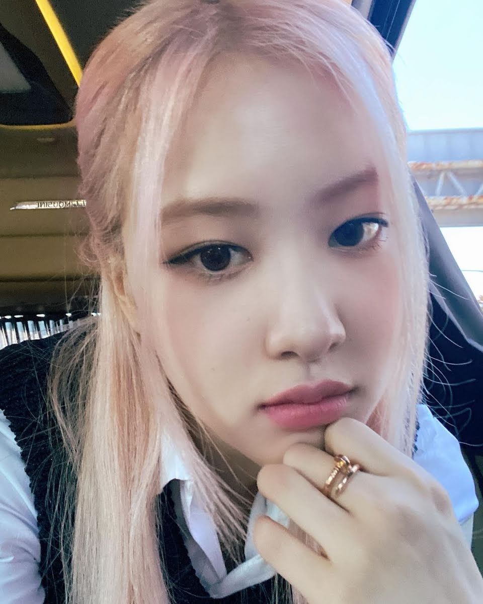 Rose Blackpink lộ loạt típ chụp ảnh Instagram đẹp hoàn hảo mà đơn giản không ngờ