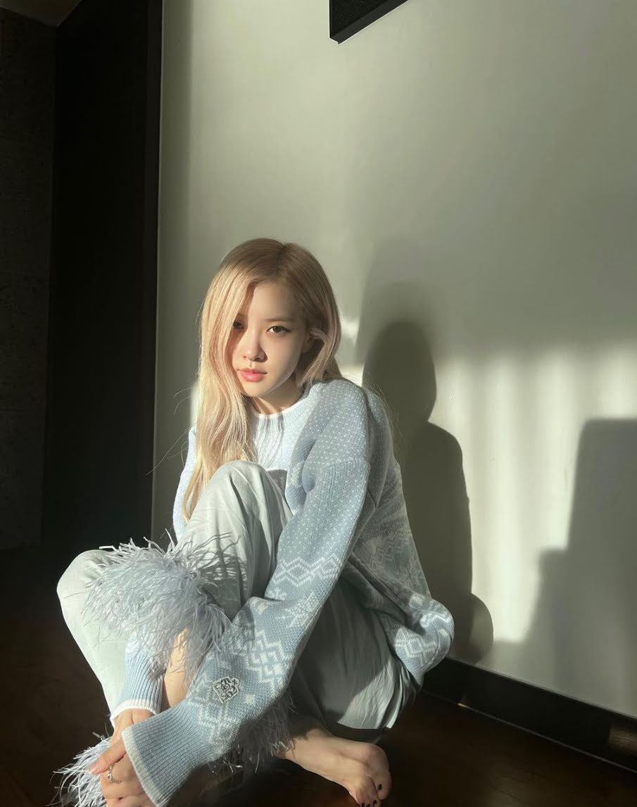 Rose Blackpink lộ loạt típ chụp ảnh Instagram đẹp hoàn hảo mà đơn giản không ngờ