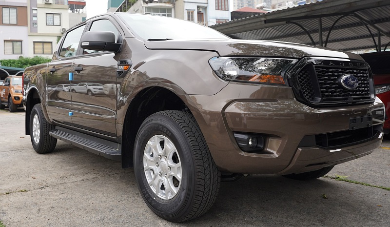 Ford Ranger XLS Màu Nâu Mới - Hình Ảnh Xe Thực Tế Xe