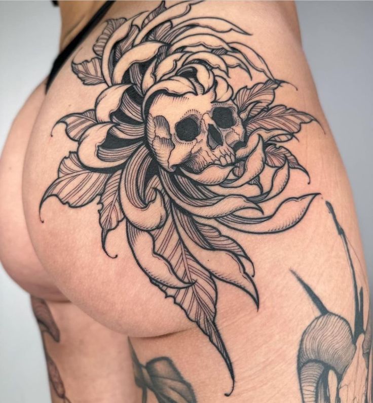 Top 999+ hình xăm mông cực ấn tượng và quyến rũ - Genztattoo