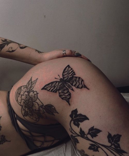 Top 999+ hình xăm mông cực ấn tượng và quyến rũ - Genztattoo