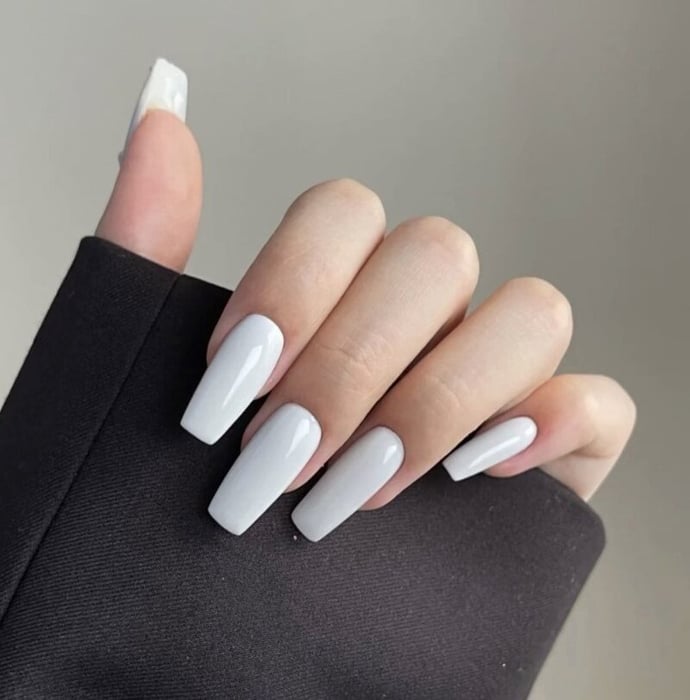 Top 20+ mẫu nail màu trắng gạo đẹp và tinh tế