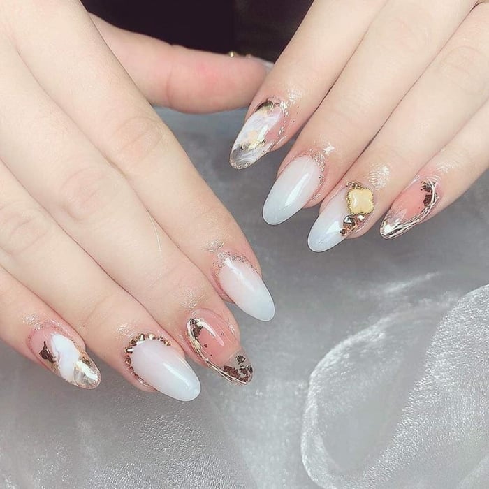 Top 20+ mẫu nail màu trắng gạo đẹp và tinh tế