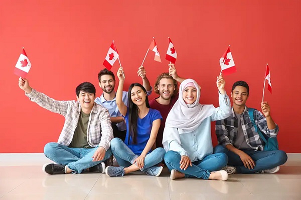 Tìm hiểu về người Việt ở Canada: Cuộc sống và nghề nghiệp