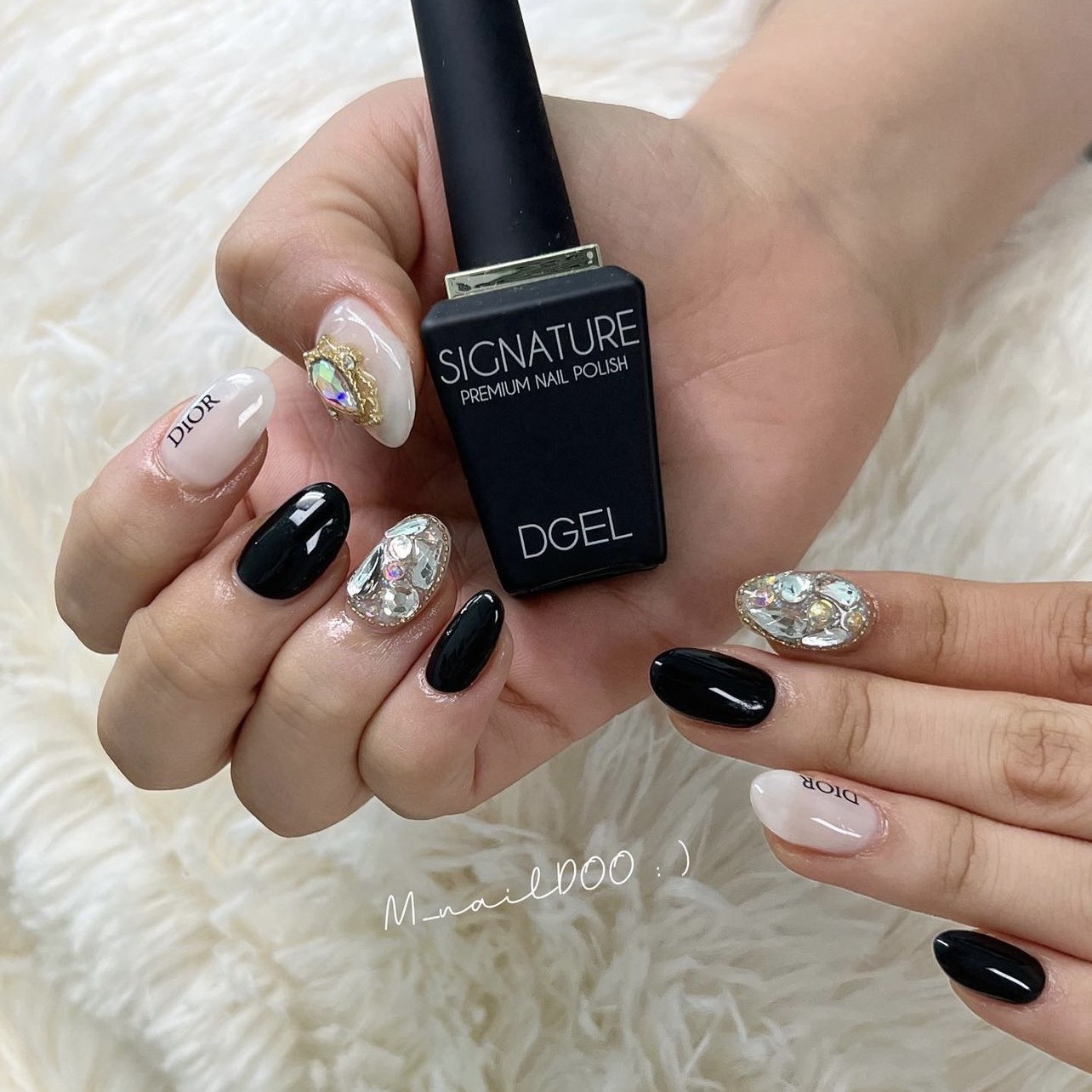 199+ các mẫu nail đơn giản dễ làm nhưng vẫn sang trọng, cá tính cho các nàng