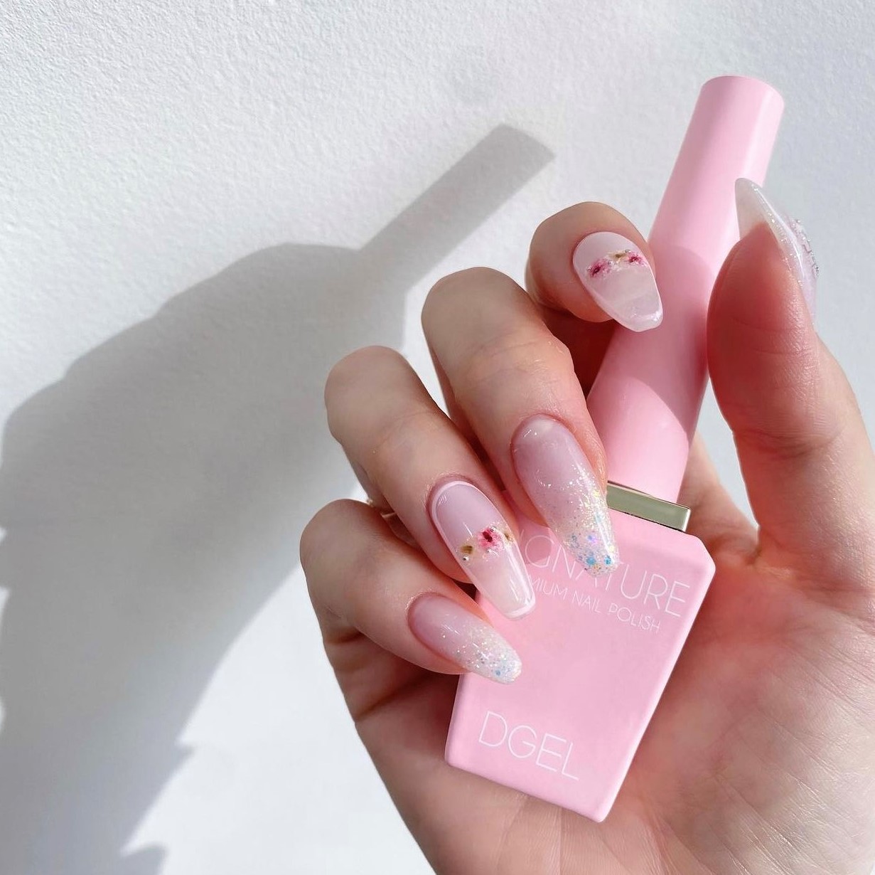 199+ các mẫu nail đơn giản dễ làm nhưng vẫn sang trọng, cá tính cho các nàng